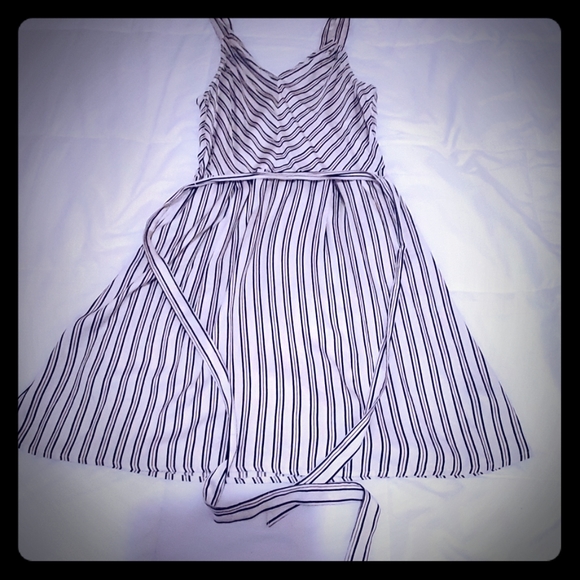 Dress - Picture 1 of 1